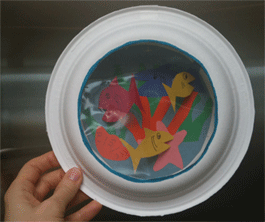 Craft Ideas Newspaper on This Simple Aquarium Diorama Is Made From Two Paper Plates