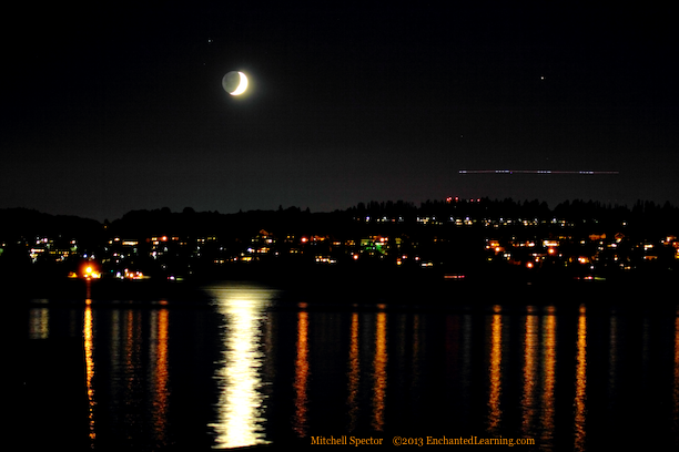 The Moon, Saturn, and Zubenelgenubi Setting over Seattle